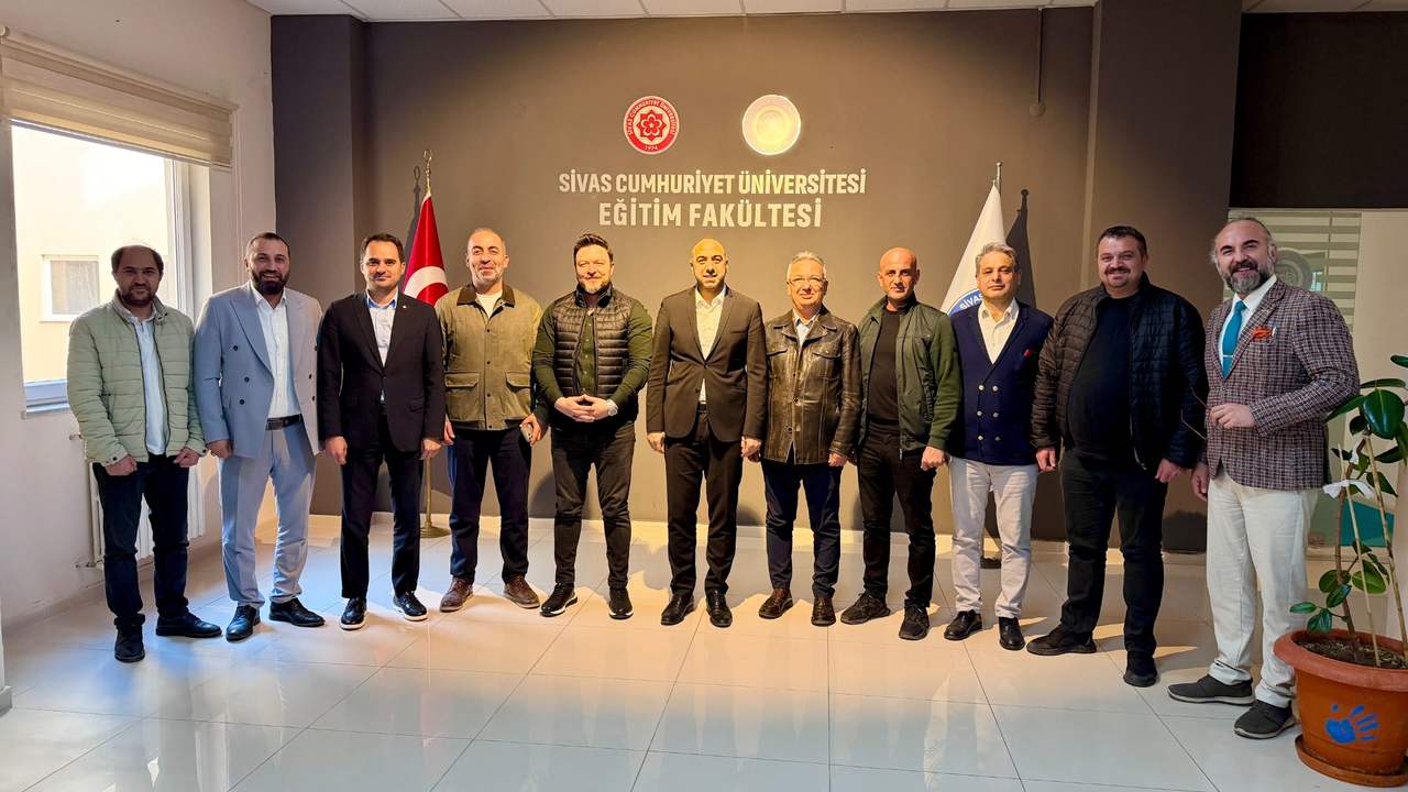 Dekan Prof. Dr. Taner Çifçi'ye CÜSK'ün Önceki Yönetiminden Vefa Ziyareti