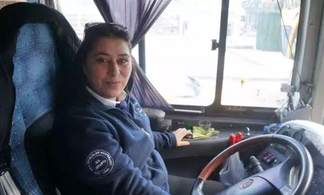 Isparta’nın tek kadın otobüs şoförü: Çocukluk hayalimdi - Birlik Haber Ajansı