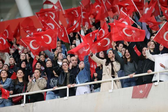 Kadın Futbol Takımımız UEFA Uluslar Ligi Grup maçında Slovenya'ya 1-0 yenildi - Birlik Haber Ajansı