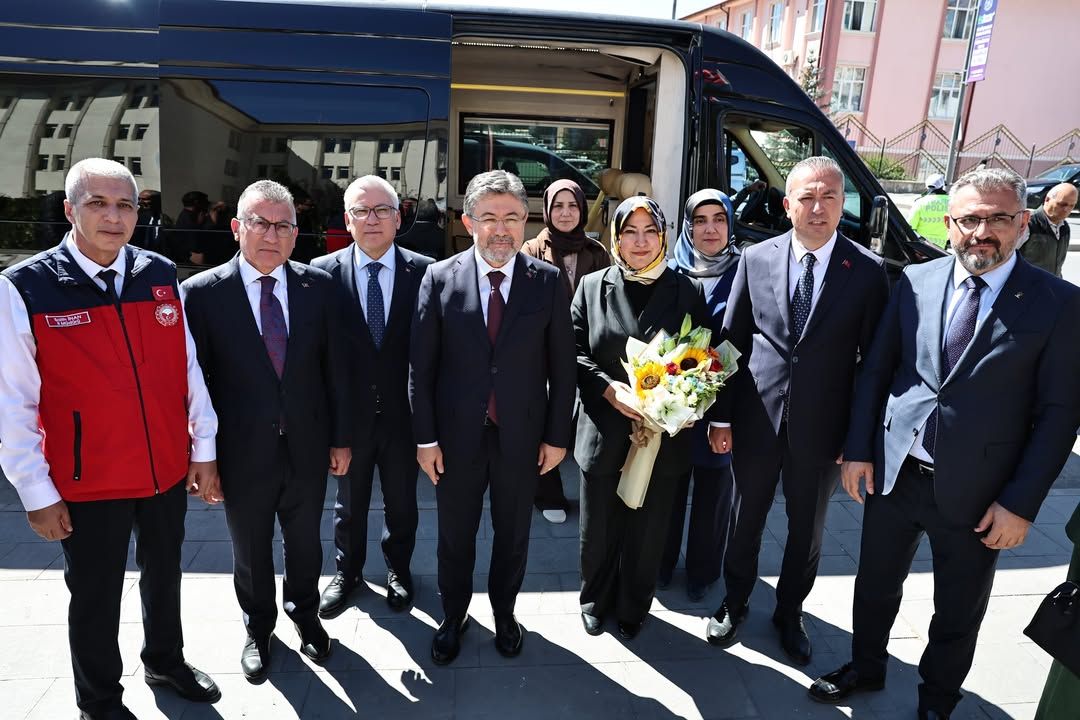 Sivas Tarımına 94.2 Milyarlık Destek: Bakan Yumaklı Sivas'ta Tarım Projelerini İnceledi