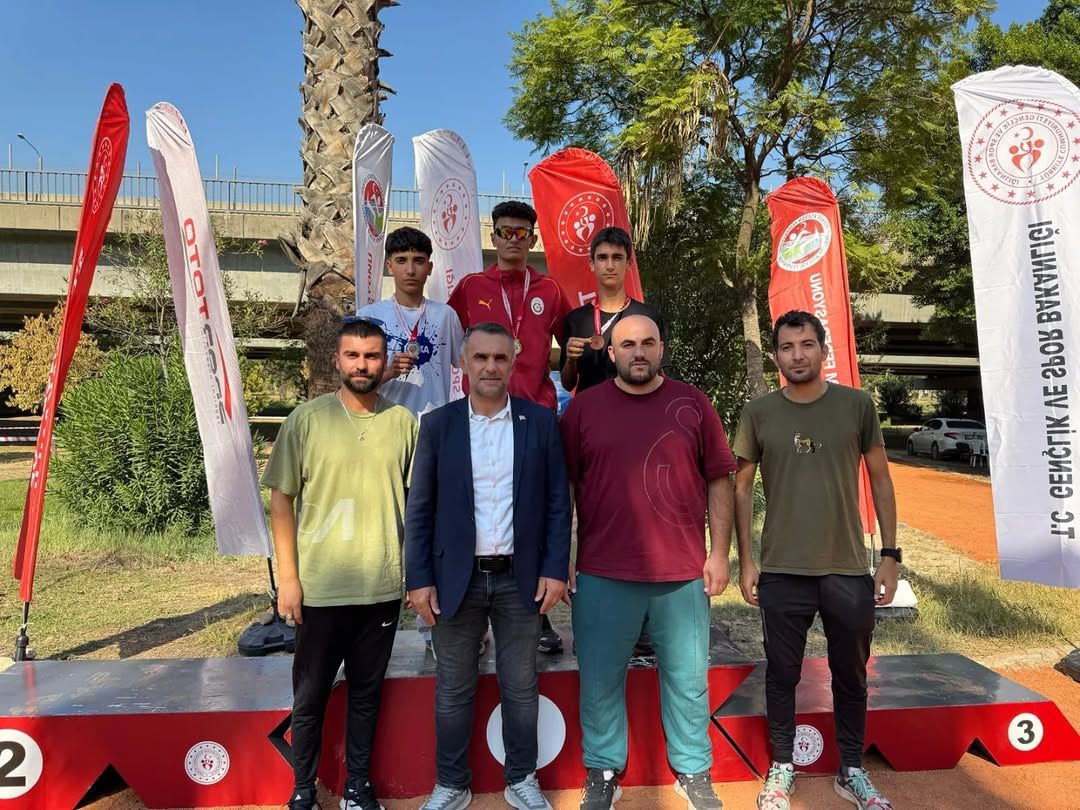 Sivas'lı Atlet Muhammed Arda Kıratik, Adana'da Türkiye Şampiyonu Oldu