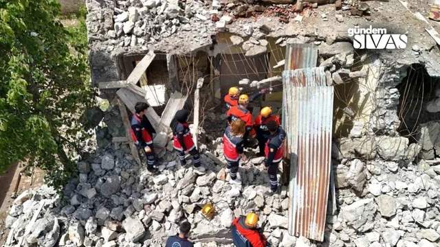 AFAD'dan Sivas'ta Gerçeği Aratmayan Tatbikat