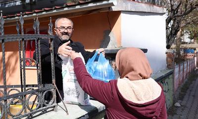 Sivas’ta “Hayır Bakkalı” Dayanışması: Bu Bakkalda Para Değil Dua Geçiyor
