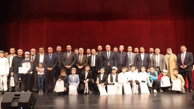 Sivas'ta Kur’an Bülbülleri Yarıştı: Genç Sada İl Finali Sonuçlandı