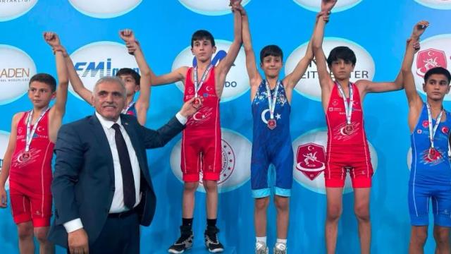 Ankara'da Minderden Madalyayla Döndü!