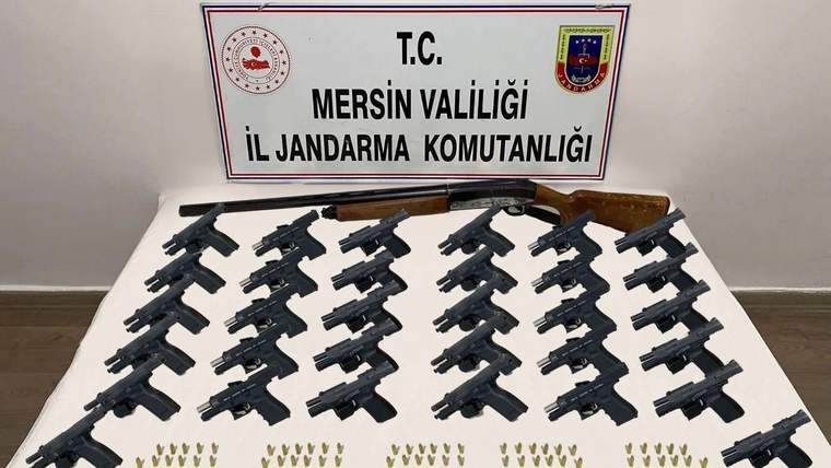 Mersin'de silah operasyonu: Yüzlerce tabanca ve parça ele geçirildi - Birlik Haber Ajansı