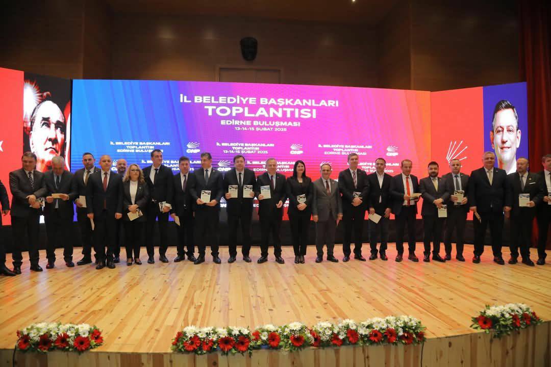 Fuat Köse Edirne'de CHP İl Belediye Başkanları toplantısına katıldı - Birlik Haber Ajansı