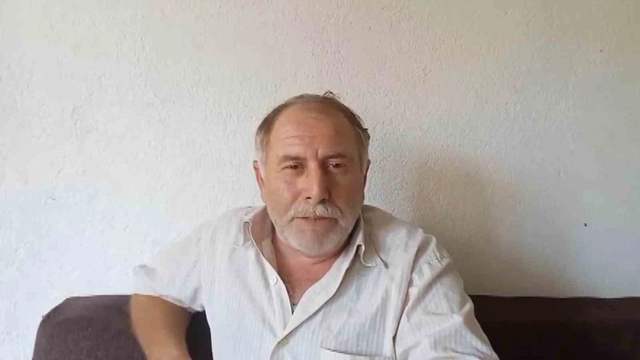 Sıcaktan bunalan Mehmet Gökçe, yağmur başlayınca ne yaptı