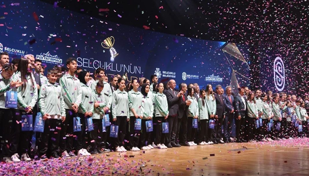 Konya Selçuklu’nun başarılı sporcuları ödüllendirildi - Birlik Haber Ajansı
