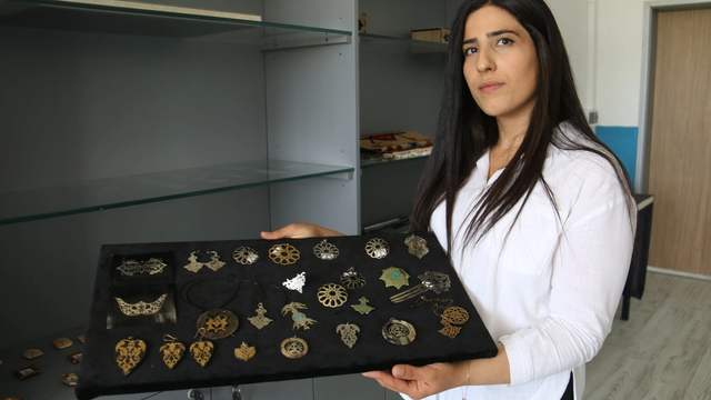 Divriği Ulu Camisi’nin 8 Asırlık Motifleri Takılara İşleniyor