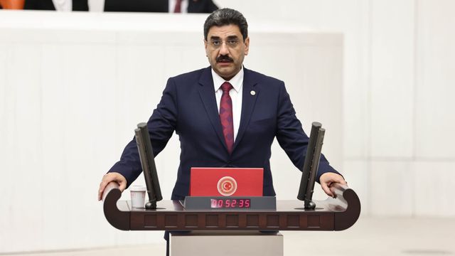 AK Parti Sivas Milletvekili Hakan Aksu’dan Okullardaki “Maarifin Kalbinde Ramazan” Etkinliklerine Yönelik Eleştirilere Net Mesaj