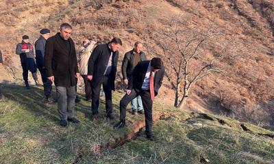 Sivas Koyulhisar’da Heyelan Alarmı: Kar Sularının Erittiği Toprak Korkuttu