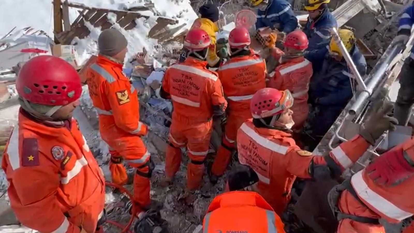 Arama kurtarmada TSK'ya milli sistem desteği - Birlik Haber Ajansı