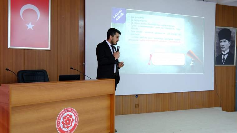 Sivas Cumhuriyet Üniversitesi'nde İş Sağlığı ve Güvenliği Eğitimi Düzenlendi