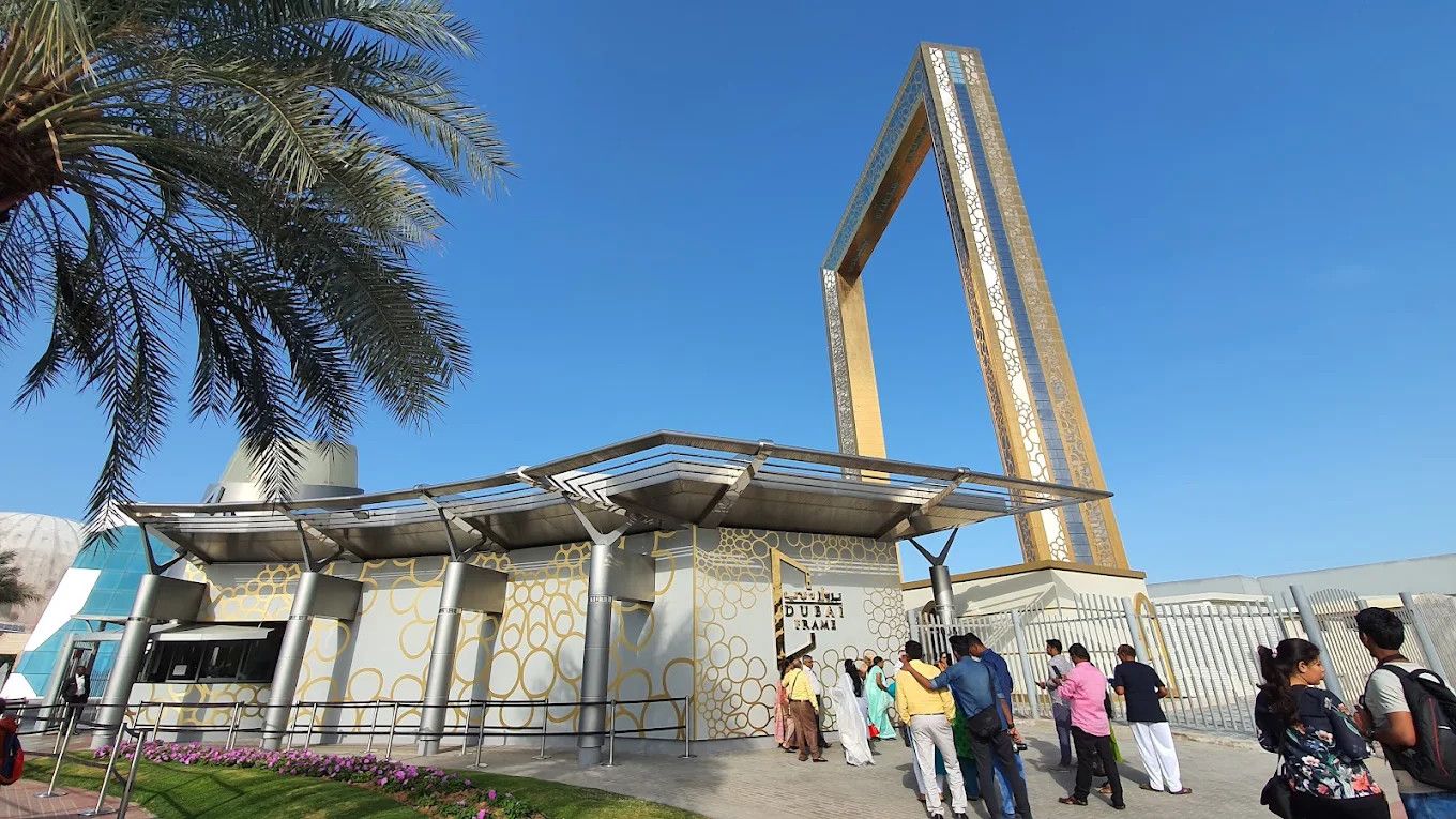 The Dubai Frame