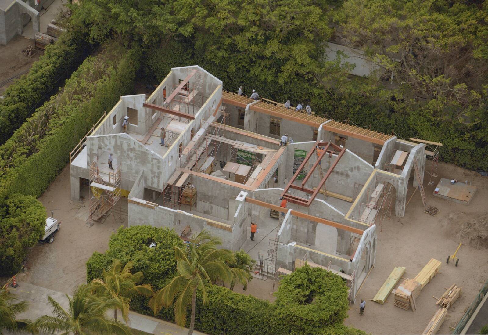 Palm Beach Estate - Image 3