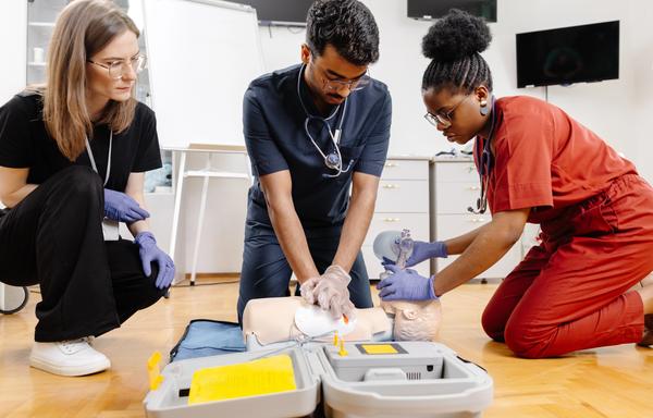 BLS and Immediate Life Support Training for Warrington's Healthcare Sector
