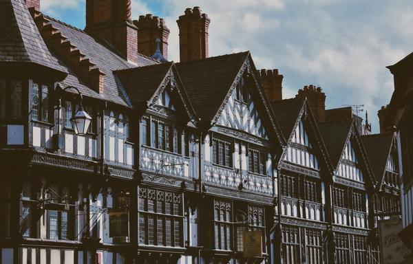 How to Choose the Right First Aid Course for Your Chester Business