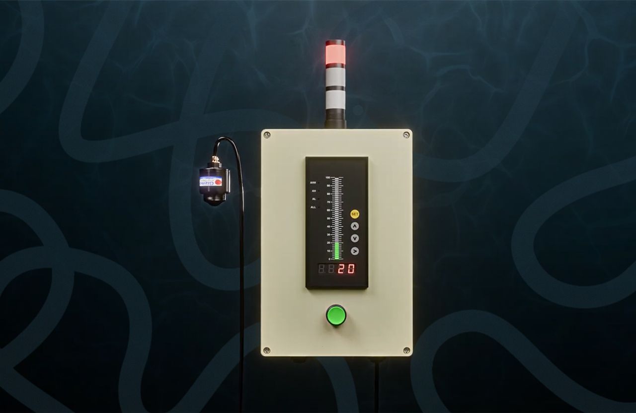 Radar Sensor — Industrial Level Monitoring Animation