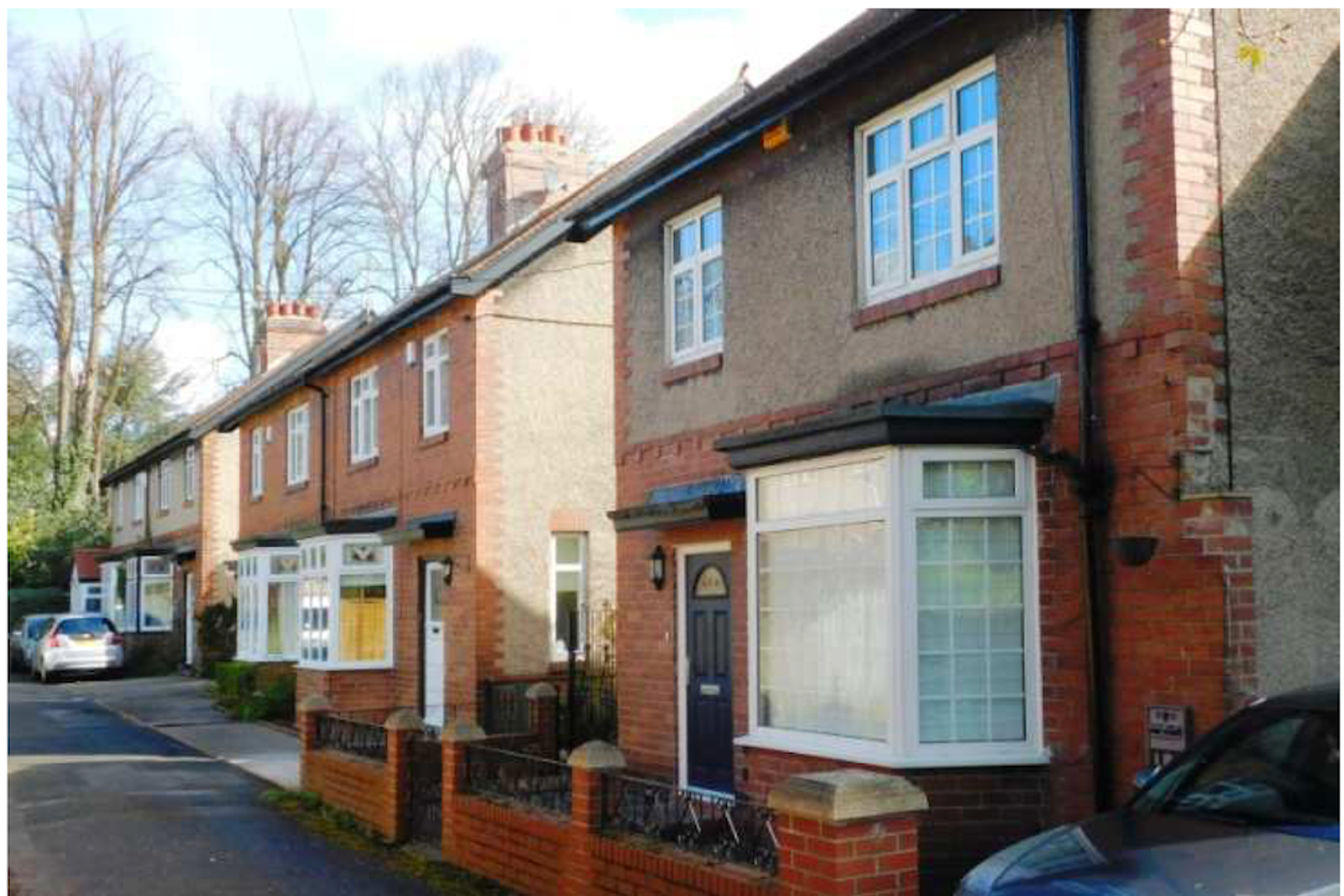 Cloggs Cottages, 2 & 4 north road (2 of 3)
