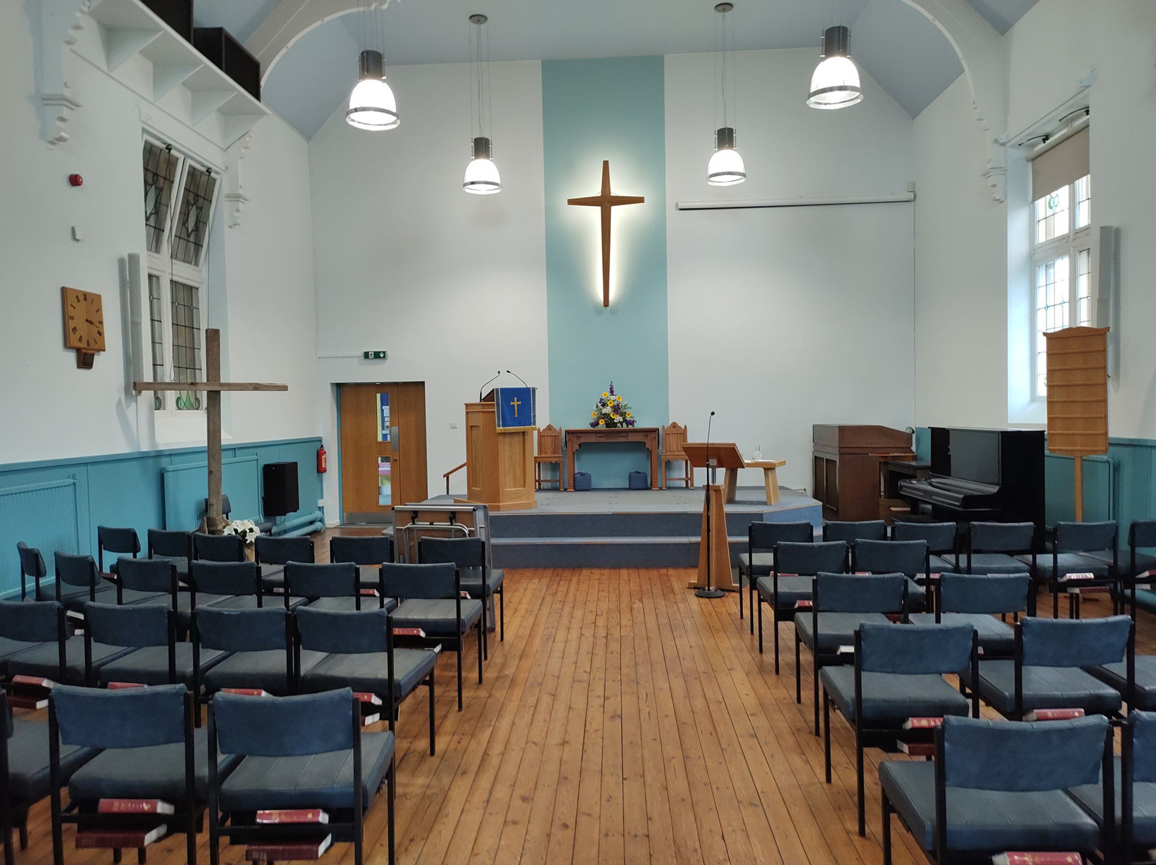 Methodist Church, much extended 1907 chapel (5 of 6)