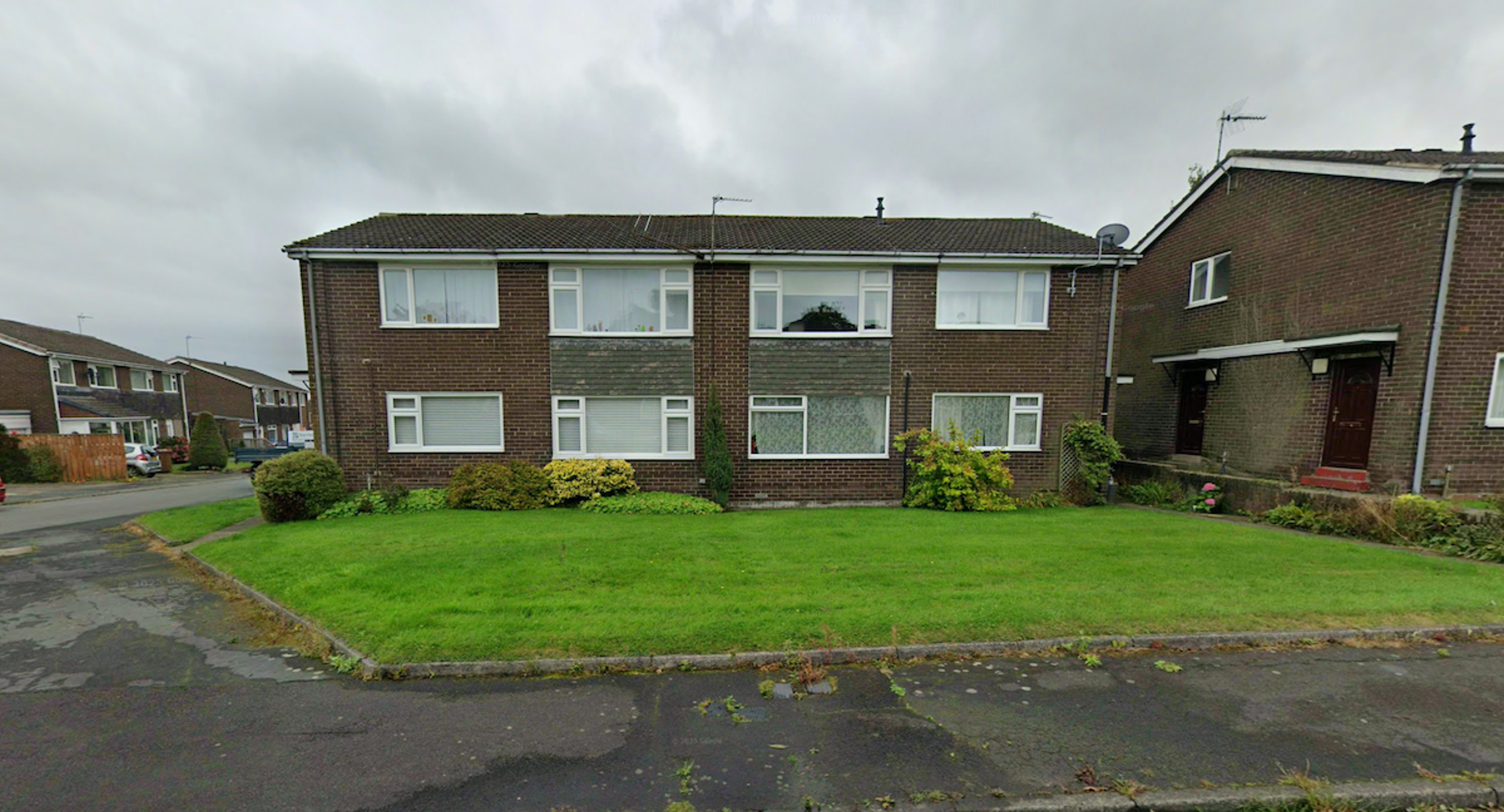 Thornhill Road, council estate (3 of 5)