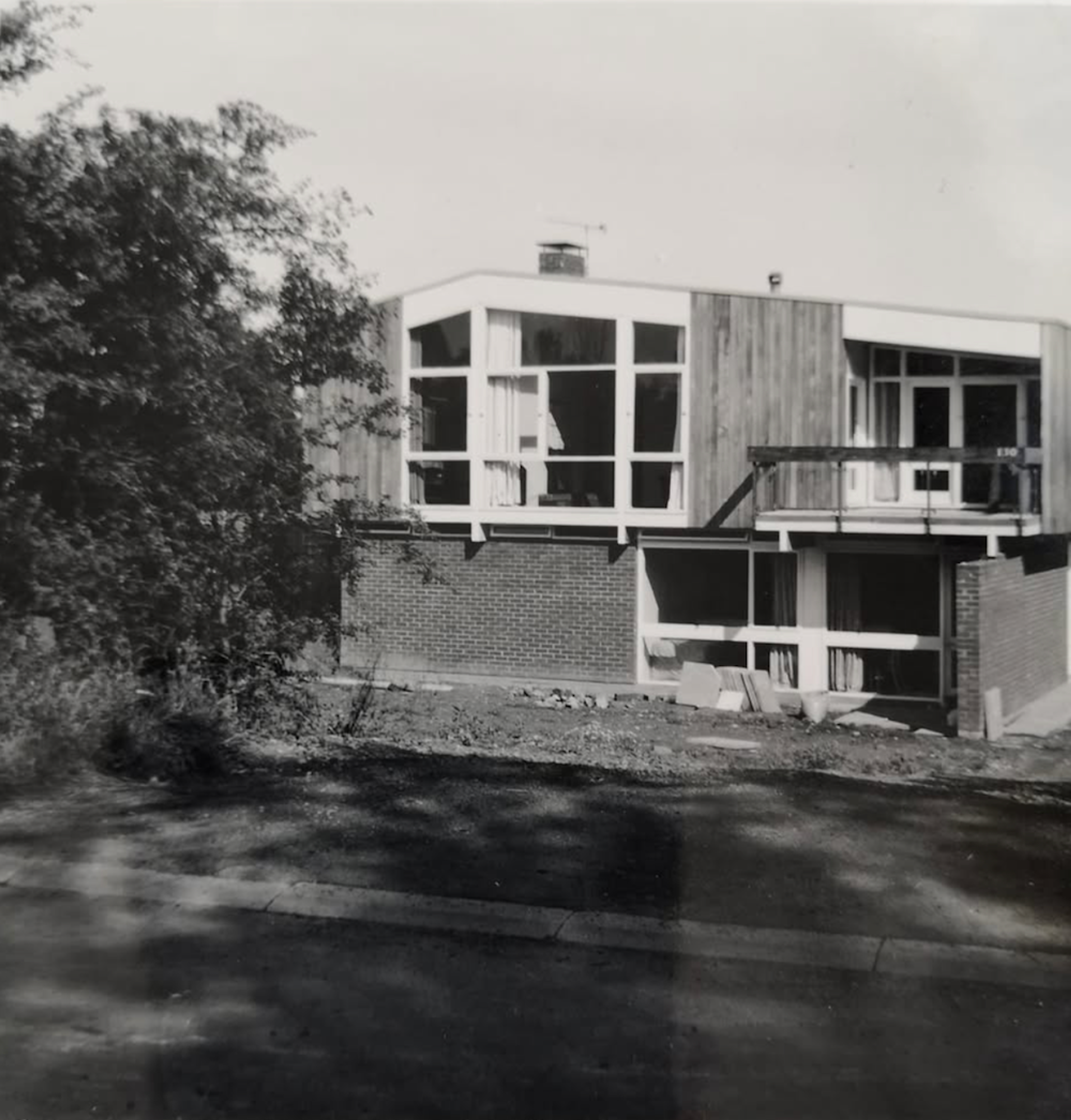 Runnymede Road, millionaires row (6 of 8)
