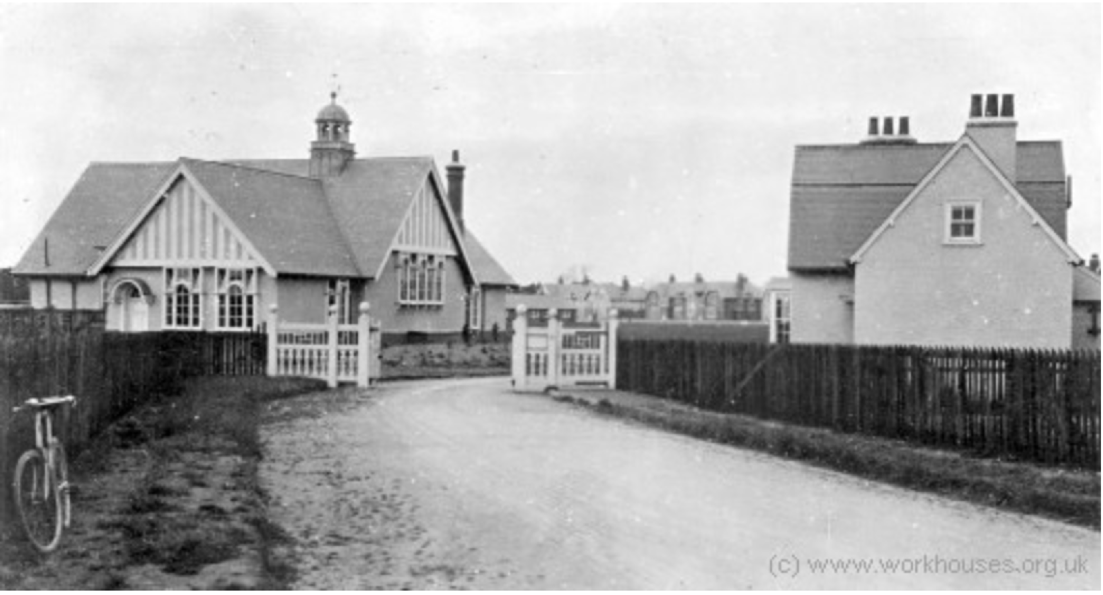 Cottage Homes, now jameson manor (6 of 15)