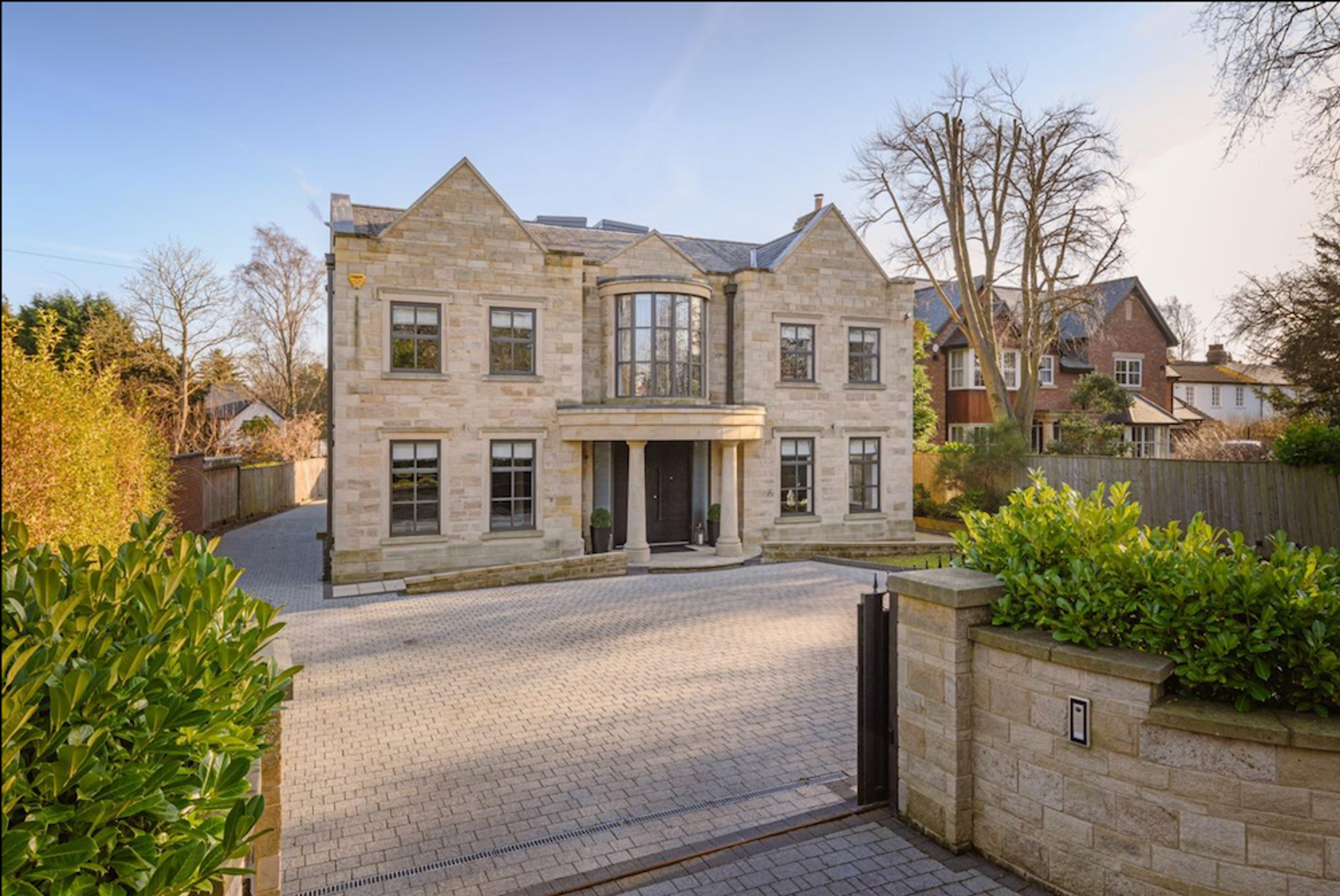 Runnymede Road, millionaires row (2 of 8)