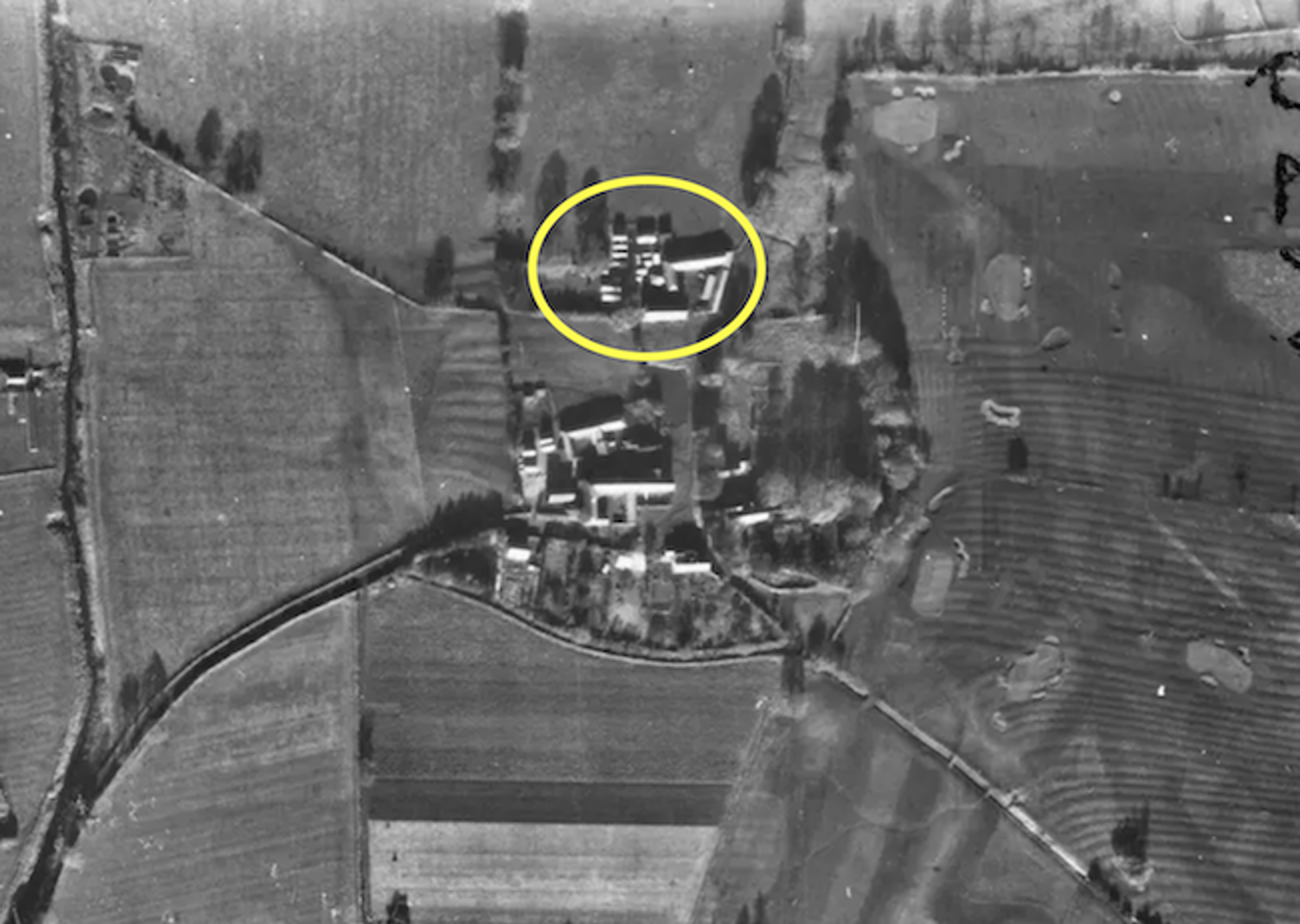 Eland Hall North Farm, secondary farm (2 of 3)