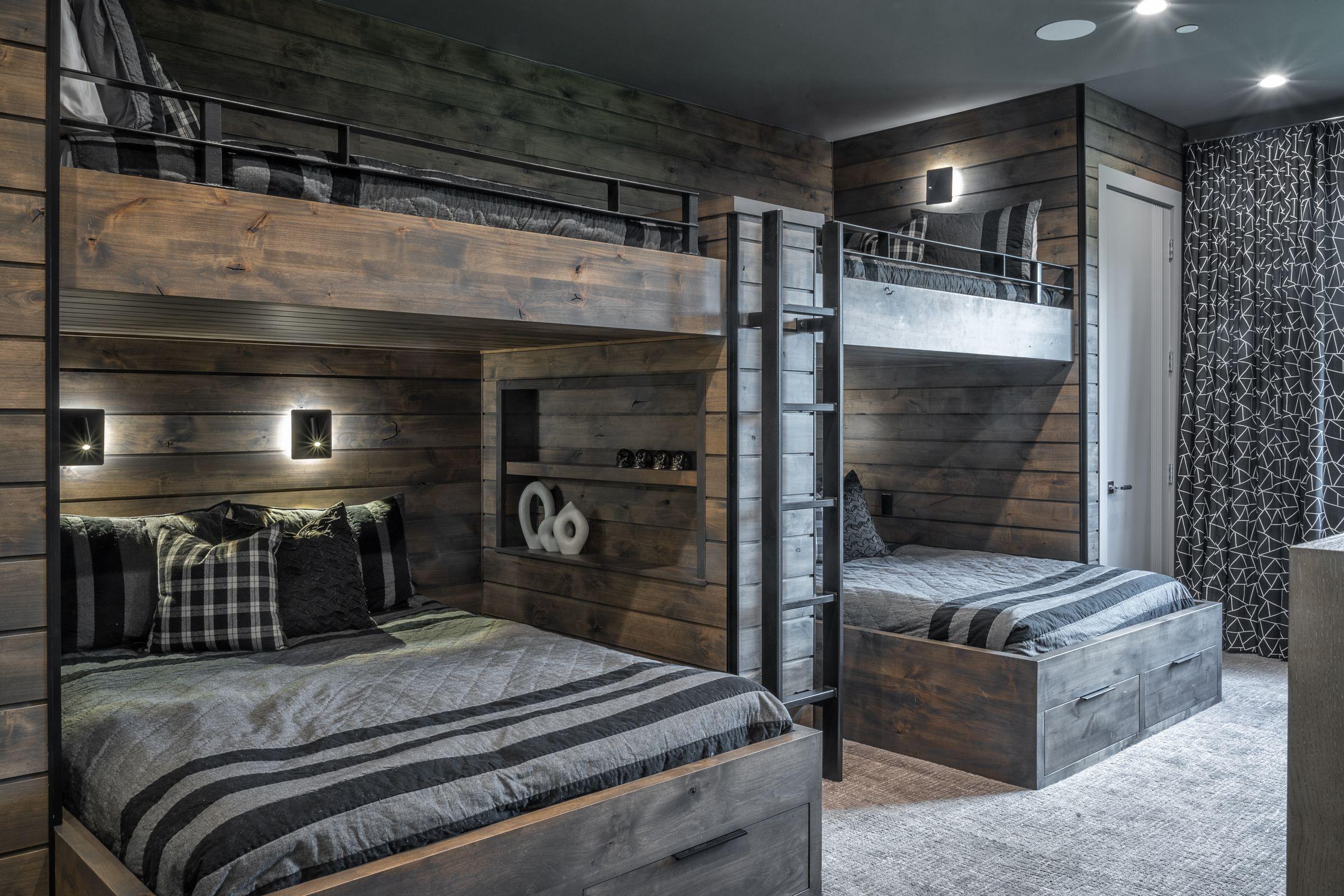Bedroom lined in reclaimed timber, Beavers residence, Breckenridge