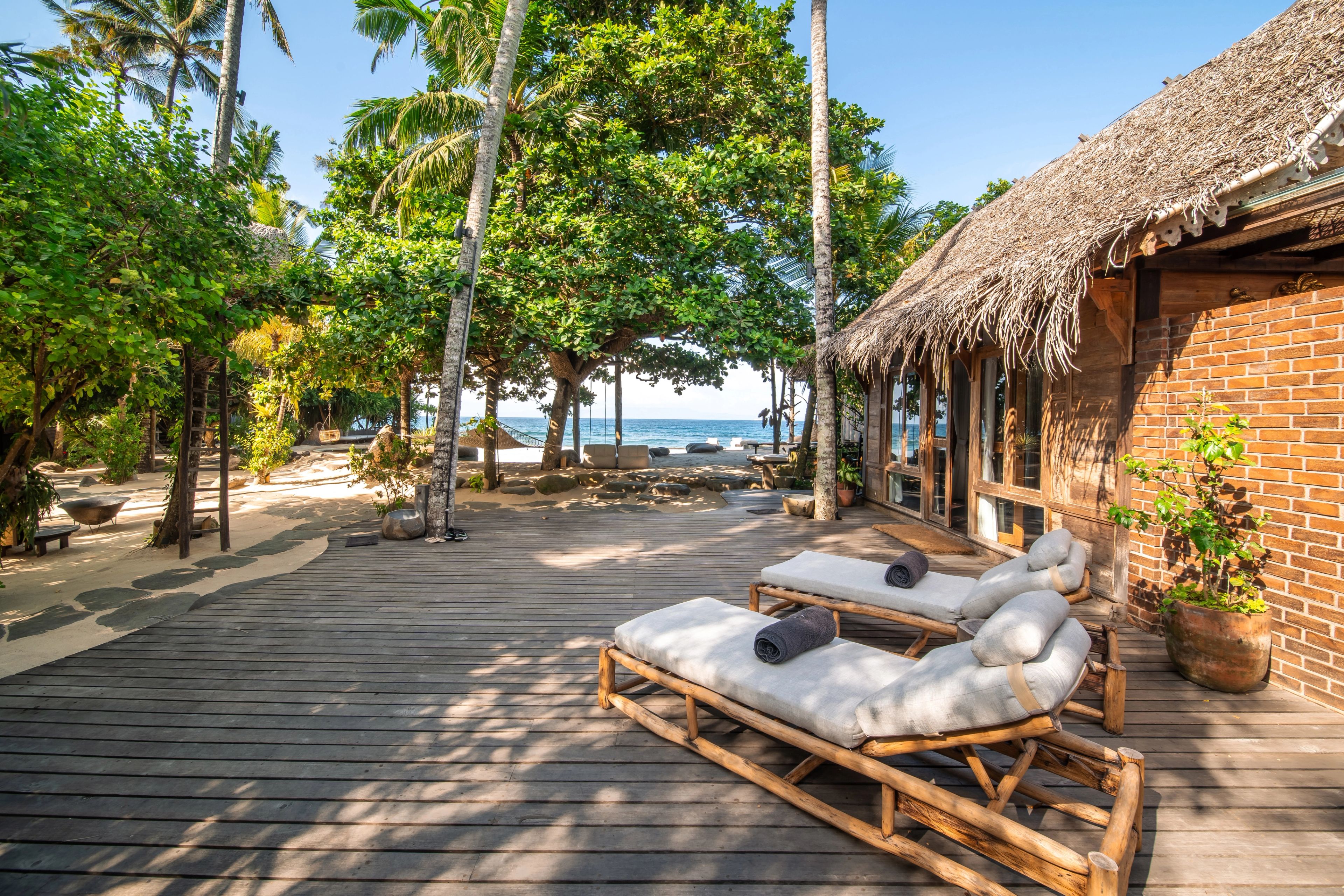 Luxurious honeymoon accommodation in Candidasa