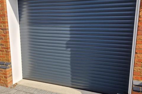 Micro-ribbed door