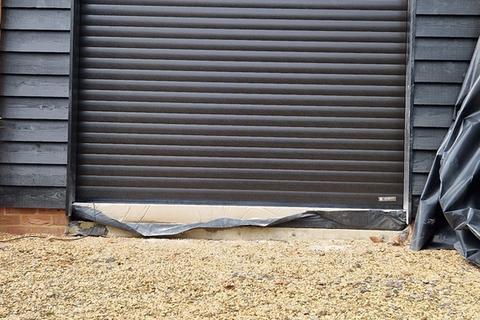 Roller garage door
