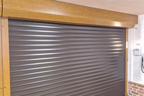 Modern smooth door