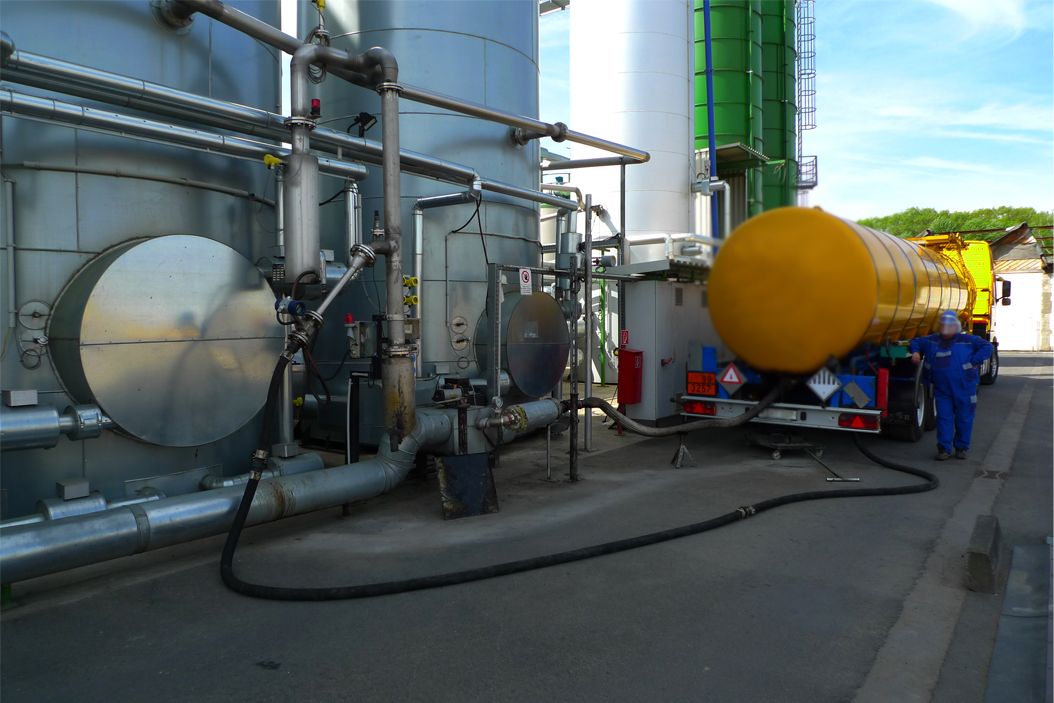 Gas displacement / recovery gas / gasoline recovery — image 1