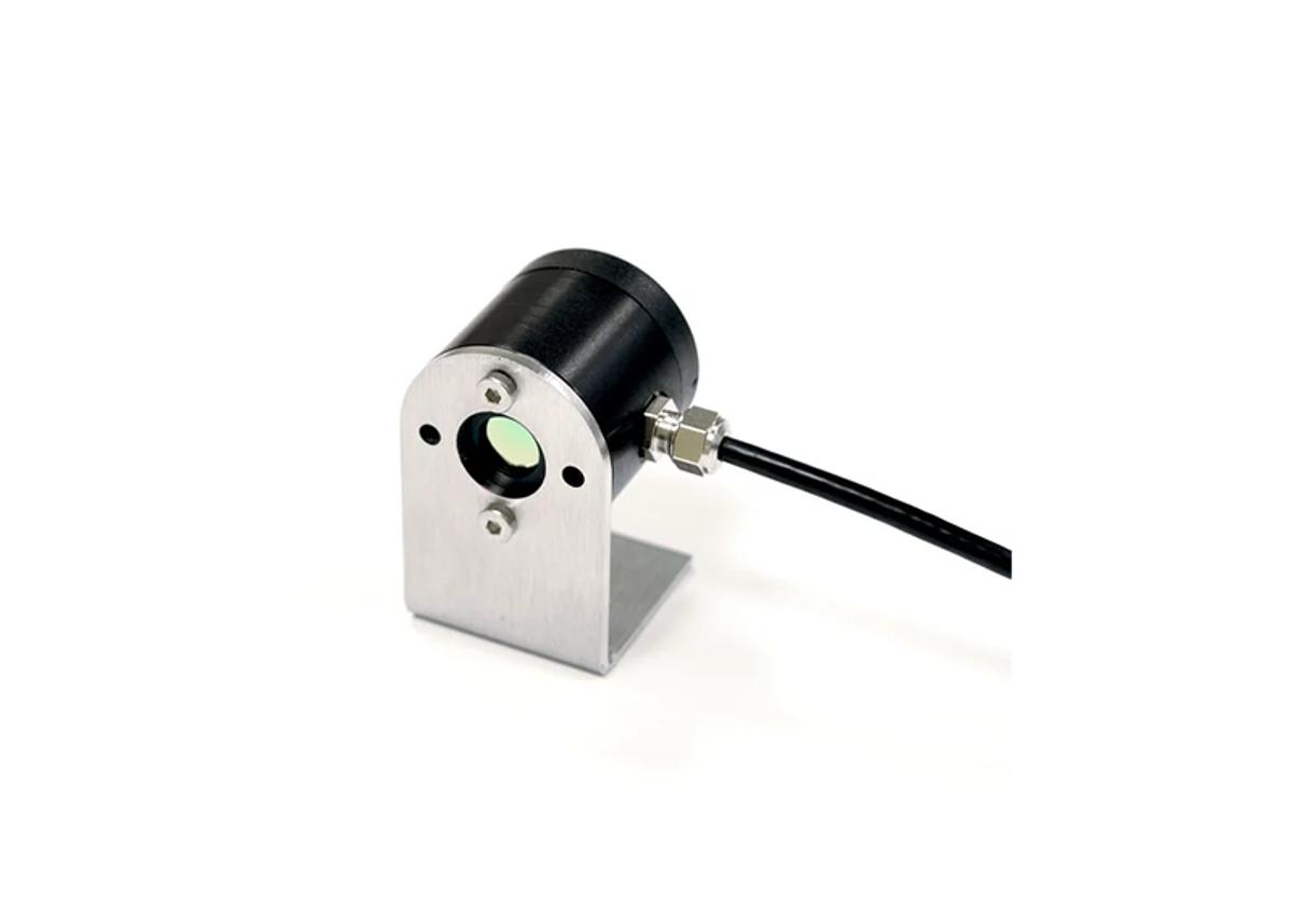 PyroSigma – Miniature Pyrometer With Built-In Display