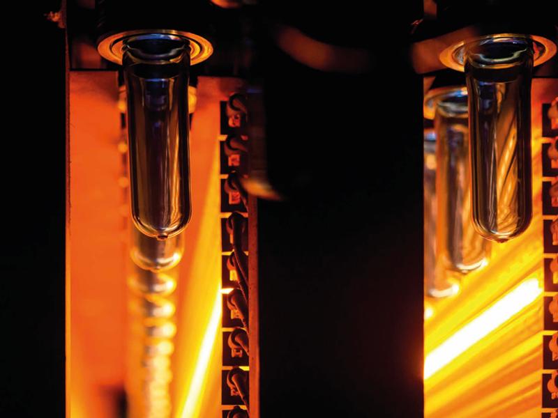 Blow Moulding Infrared Temperature Measurement