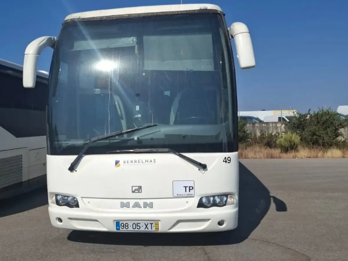 Selling MAN Bus with negotiable price | Buses | Porto | Ad gallery (SEO) | 2