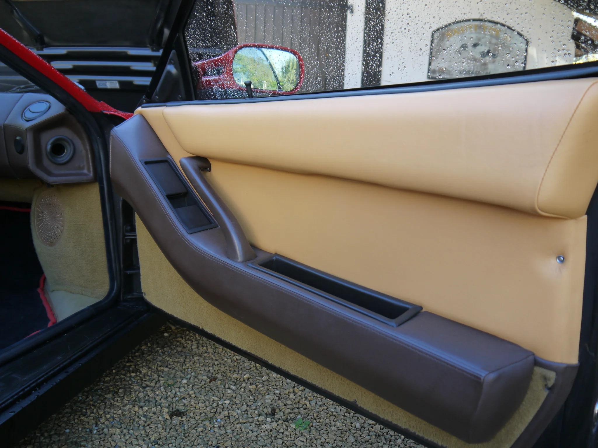 Selling Ferrari Testarossa 5.0 | Ferrari | Nantes | 5