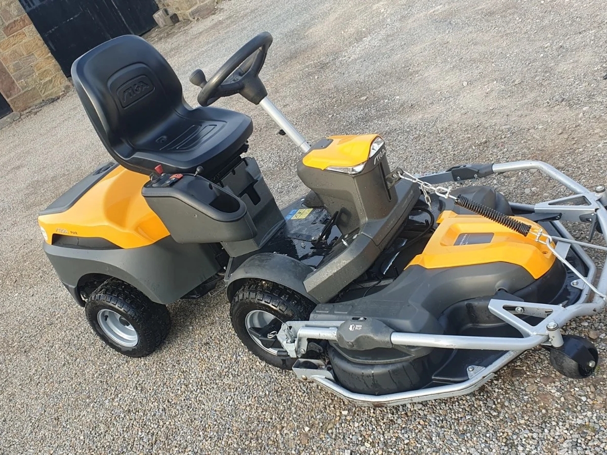 Stiga 700WX 4WD uit 2025, slechts 25 uur gebruikt | Garden equipment | Rotterdam | Ad gallery (SEO) | 2