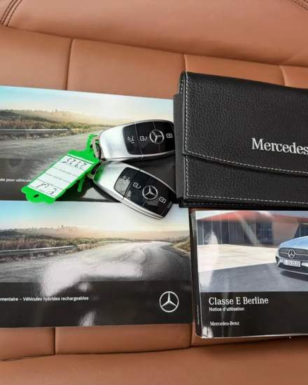 Mercedes-Benz E 300e AMG Line - Hybride - Automatique - 333 hp - 92.193 km | Mercedes-Benz | Lyon | 4