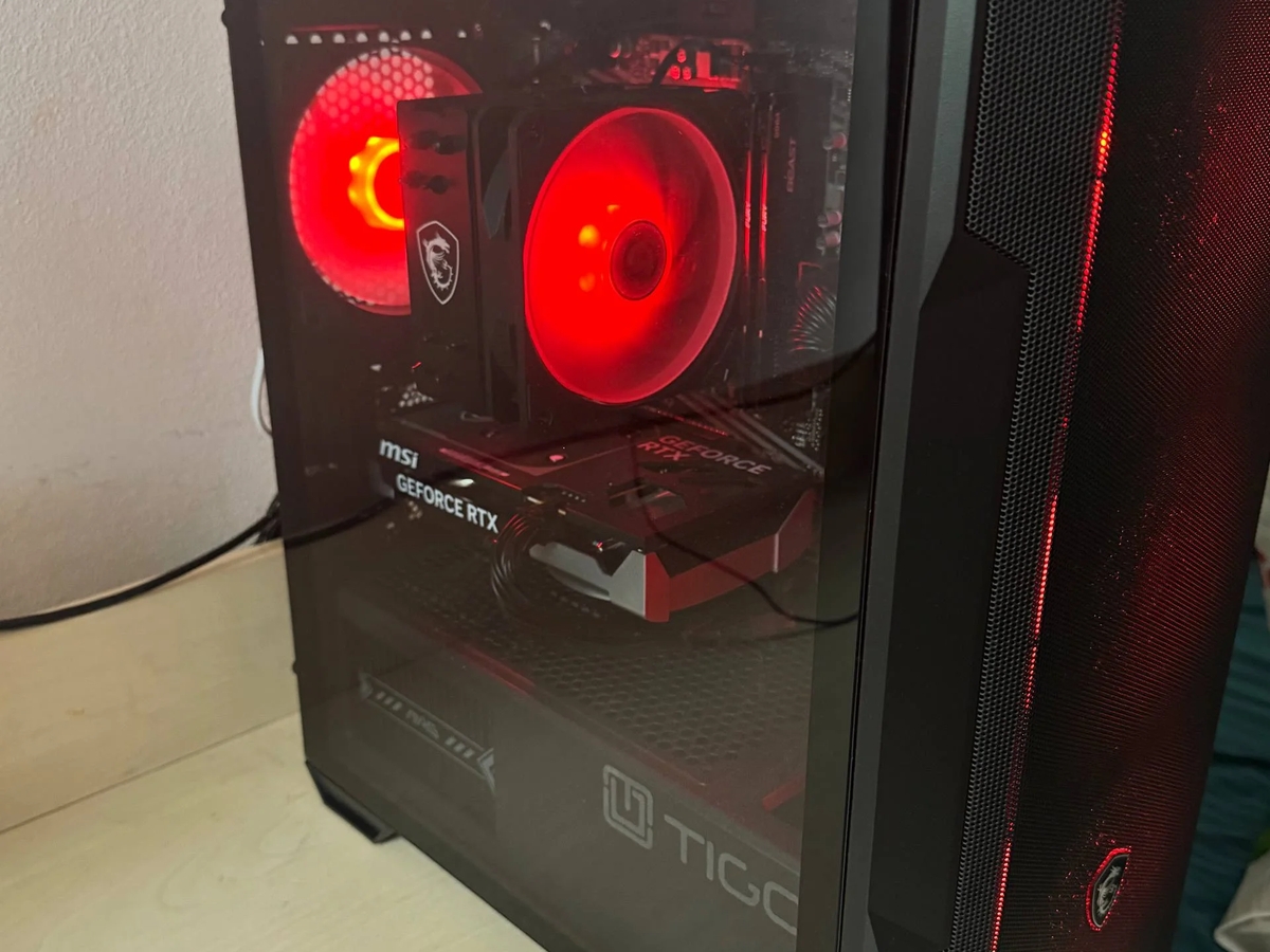Herný PC ako nový – používaný 1 týždeň – osobný odber BA | Desktop computers, all-in-ones, servers | Bratislava | Ad gallery (SEO) | 2