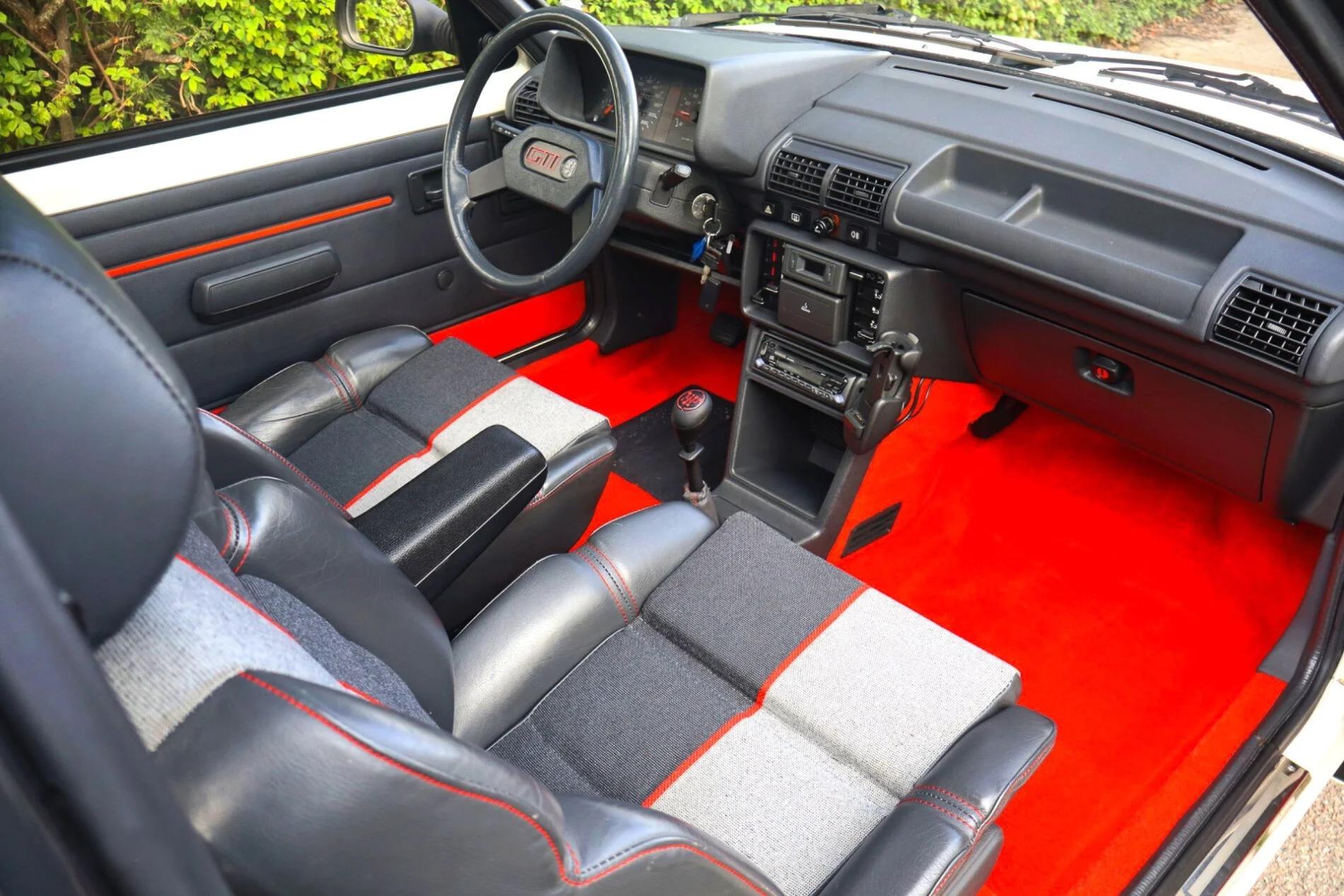 Peugeot 205 GTI 1.9 130 | Peugeot | Utrecht | 5