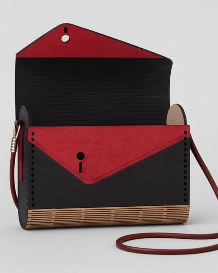 For Sell Lightweight & Stylish Handmade Wood Bag – One of a Kind! | Bags, accessories | Herceg Novi | 1