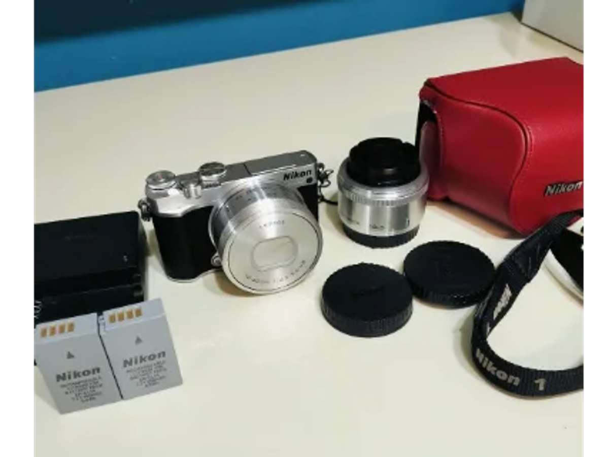 Nikon 1 J5 Mirrorless Interchangeable-Lens Camera with Double Lens and New Battery | Cameras | Leipzig | Ad gallery (SEO) | 2
