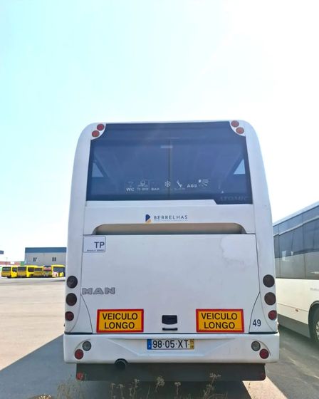 Selling MAN Bus with negotiable price | Buses | Porto | 5