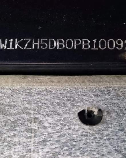 Mercedes-Benz E 300e AMG Line - Hybride - Automatique - 333 hp - 92.193 km | Mercedes-Benz | Lyon | 2