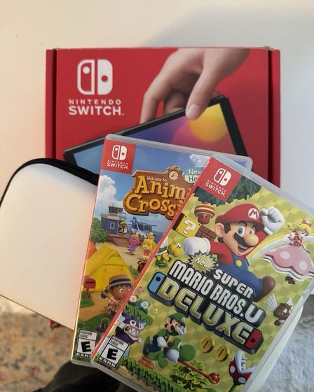 Nintendo Switch OLED | Gaming Consoles | Munich | 1