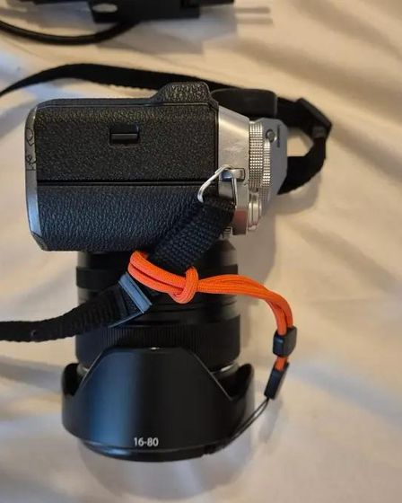 Fujifilm X-T5 & lens XF 16-80mm & flash EF-X8 | Cameras | Milan | 4